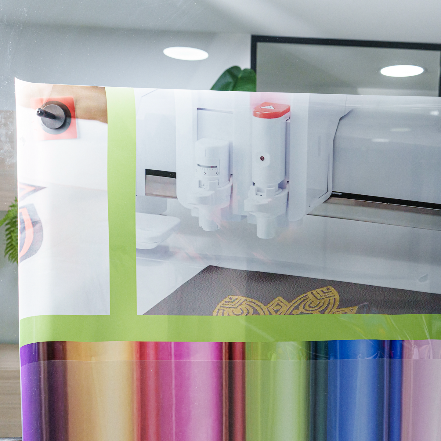 Novo Window Film/Vinyl Gripper Magnet Holder